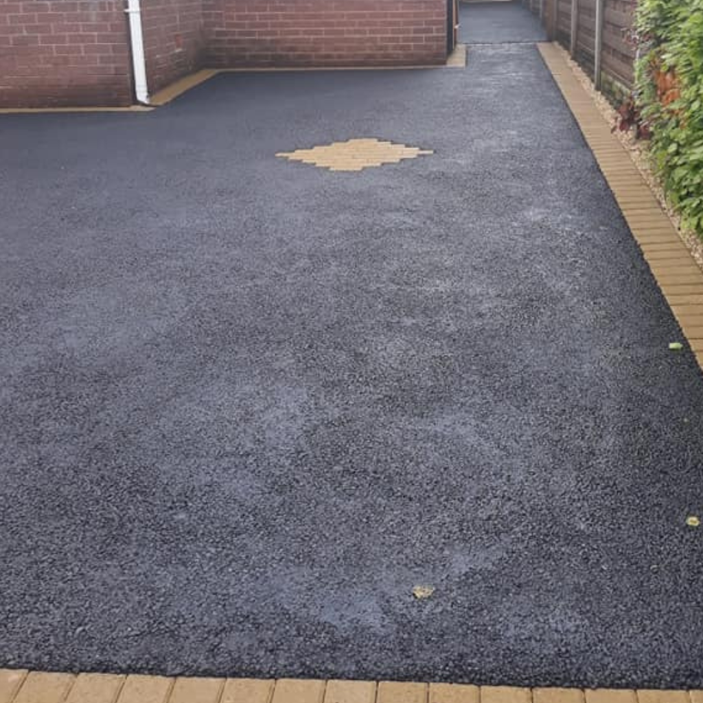 Tarmac Driveway Professional Solutions in Birkenhead